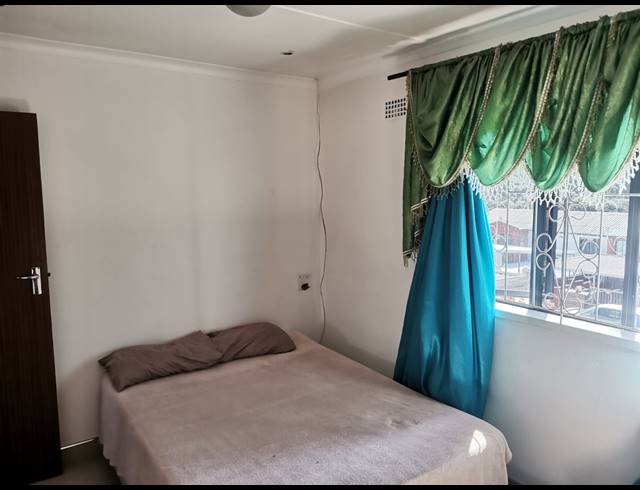 3 BEDROOM HOUSE FOR SALE IN CLAYFIELD